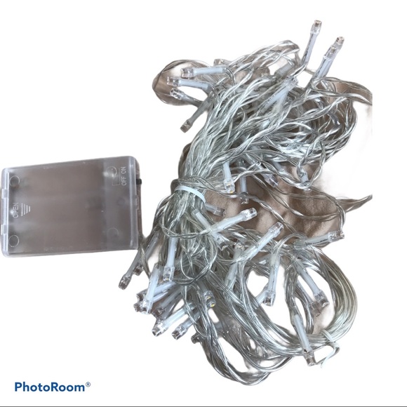 .LED White Curtain String Lights 10 Strands 80 LEDs - Picture 3 of 3